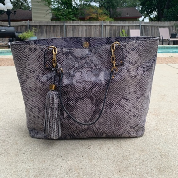 Tory Burch Handbags - Tory Burch Snakeskin Shoulder Tote